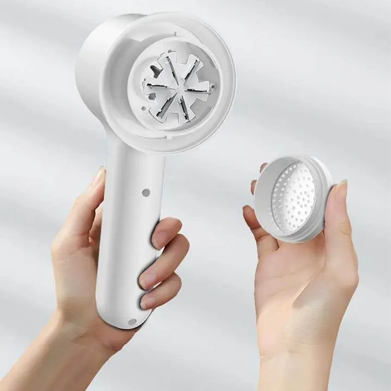 Rechargeable & Portable Digital Display Lint Remover
